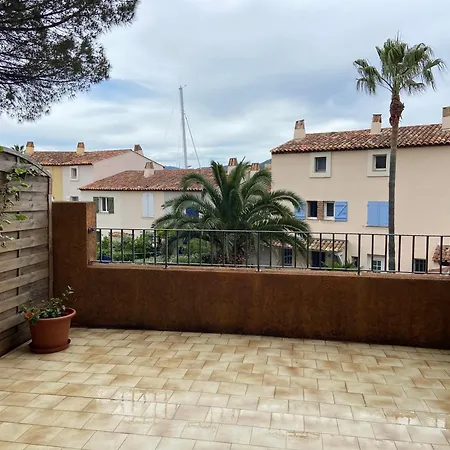 Apartment Petit Port